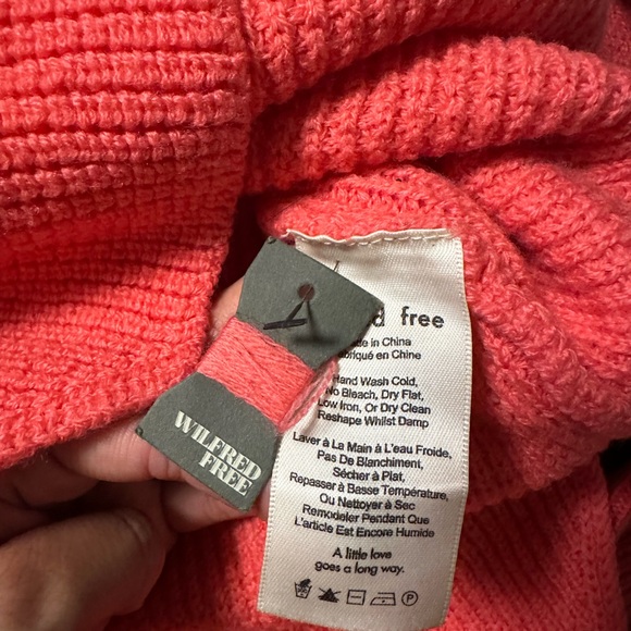 Aritzia Wilfred Free Wolter sweater pink XS - Picture 3 of 4